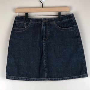 American Eagle Denim Skirt Dark Jean Size 4